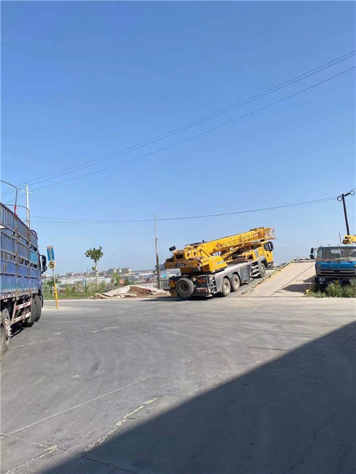 合阳县25吨吊车的租赁价格大概是多少？