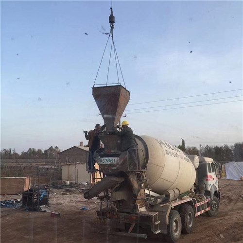 合阳县“精准瞄准”—— 吊车的 “定位导航” 技术